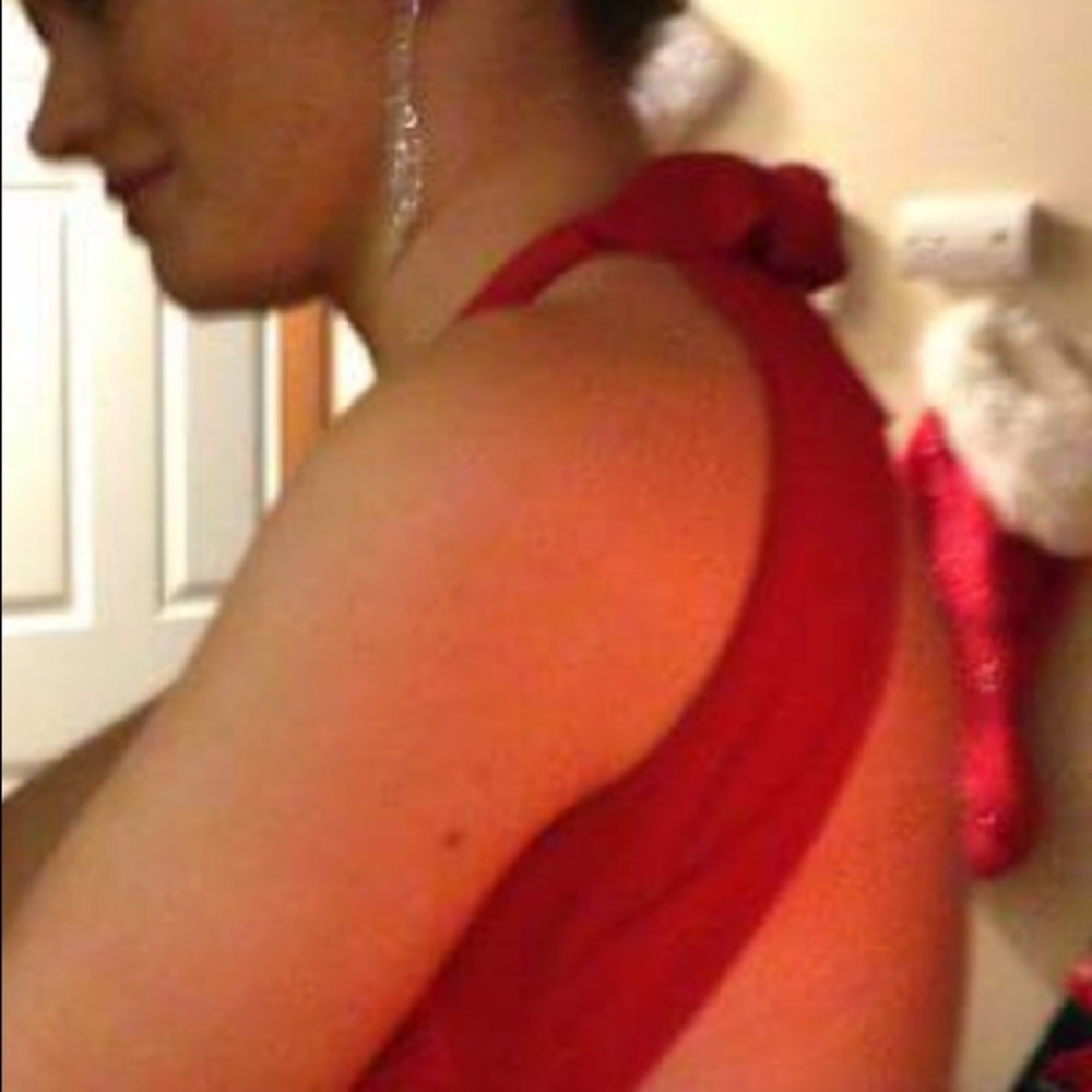 Beautiful Red Cache Prom Gown - image 5